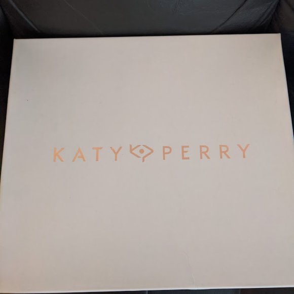 Summer Sale ☀️Katy Perry "The Richie Pump" - Picture 3 of 5